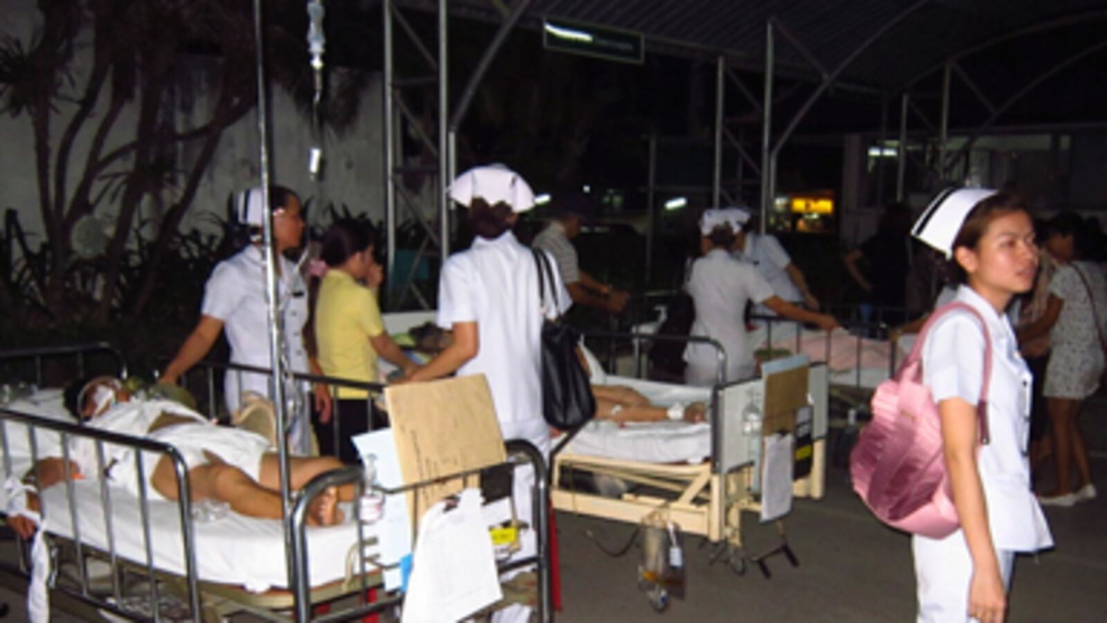 cheats/2011/03/25/burma-quake-kills-dozens/myanmar-earthquake-1_qomtgz