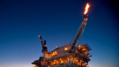 cheats/2010/10/01/stricter-rules-for-deep-water-drilling/deep-water-drilling_fclizd