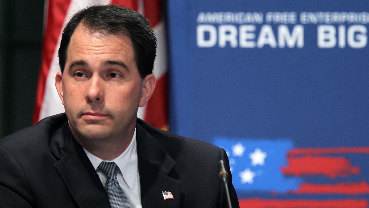 cheats/2012/03/29/wisc-officials-say-recall-election-should-proceed/scott-walker-recall-cheat_gqkeoq