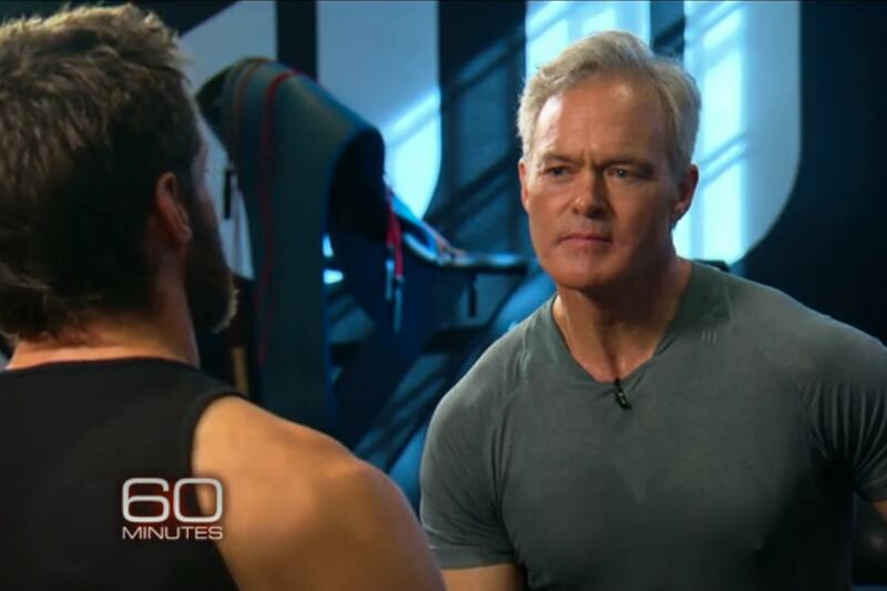 galleries/2012/12/13/roger-daltrey-s-chest-more-hot-older-men-photos/scott-pelley-sexy-old-chests_u0ipxr