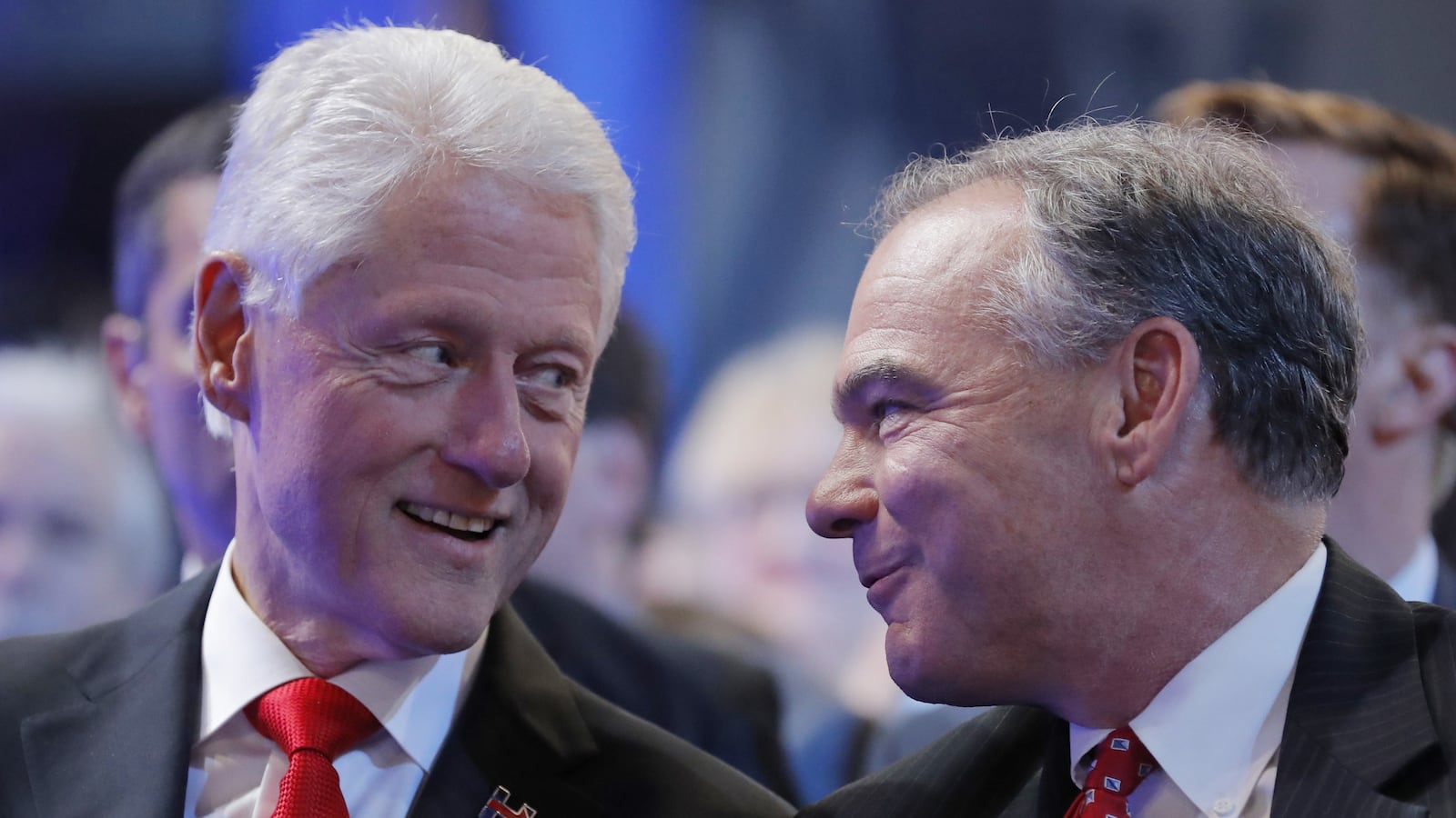 articles/2016/08/17/tim-kaine-once-said-cheating-politicians-should-resign-including-bill-clinton/160816-woodruff-tim-kaine-tease_uw48se