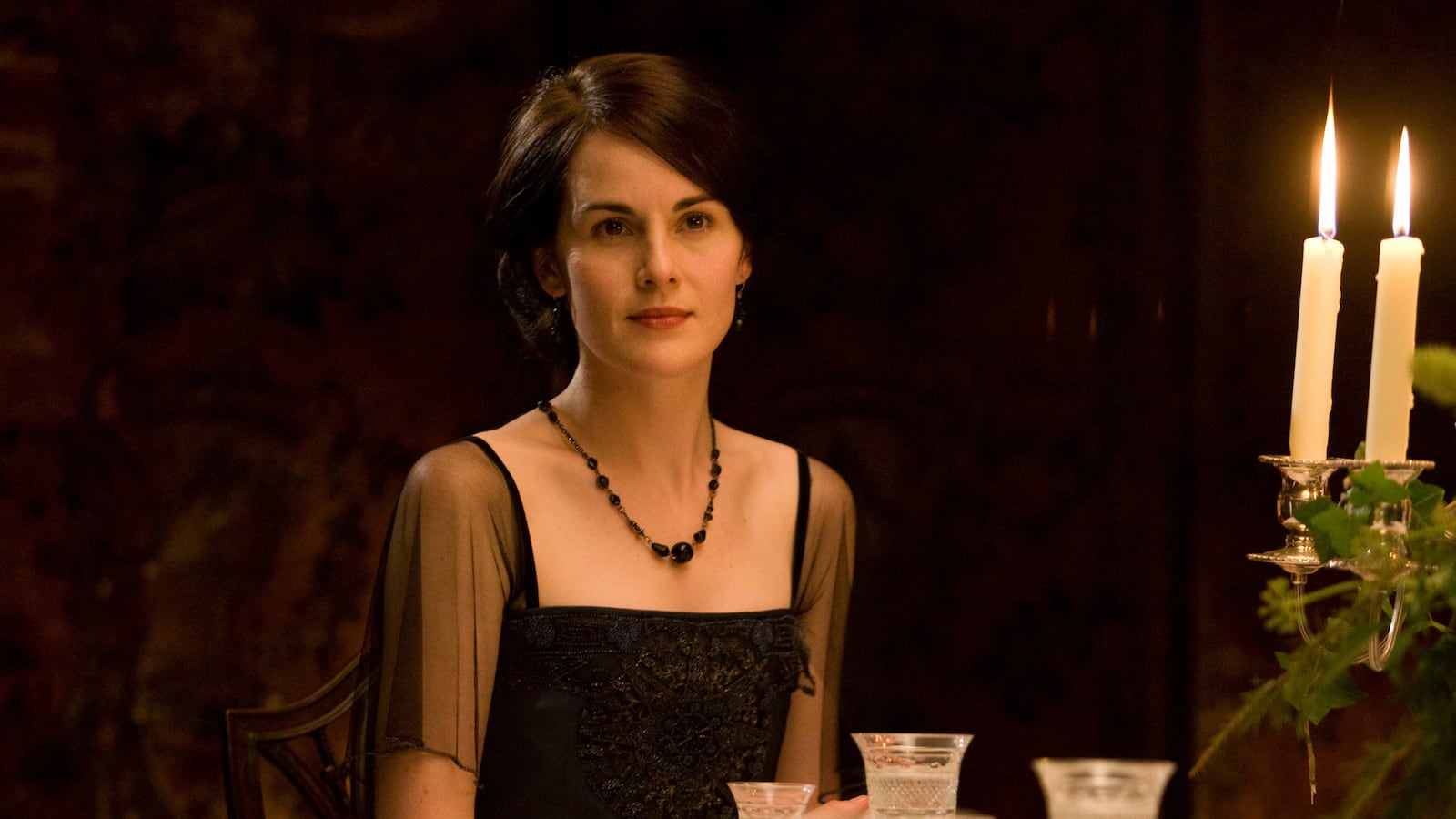 articles/2015/01/29/poor-edith-poor-us-how-should-downton-end/150129-teeman-downton3a-tease_p44xix