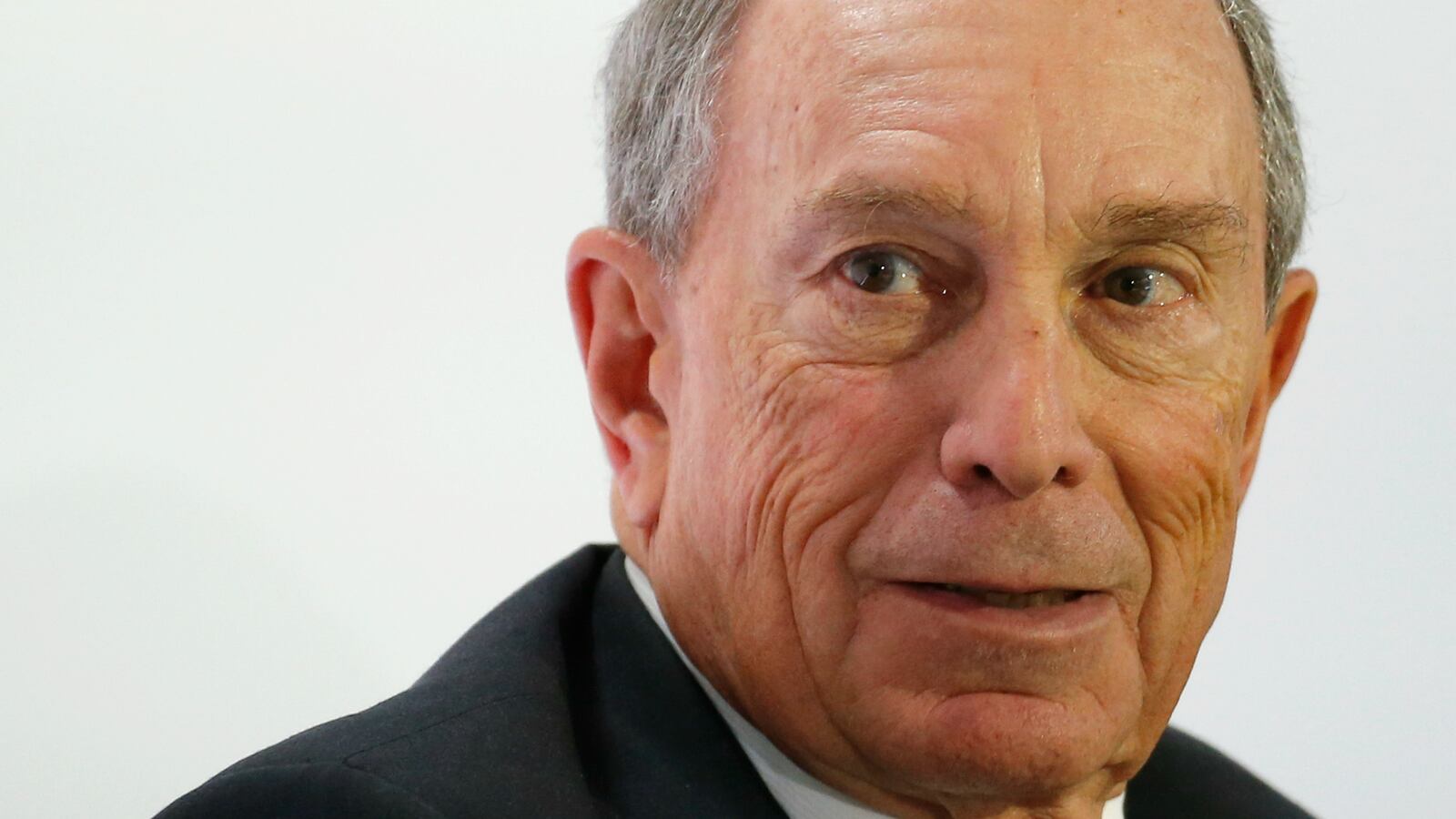 cheats/2016/02/08/bloomberg-says-he-s-eyeing-a-2016-bid/160123-bloomberg-president-cheat_k3rls1