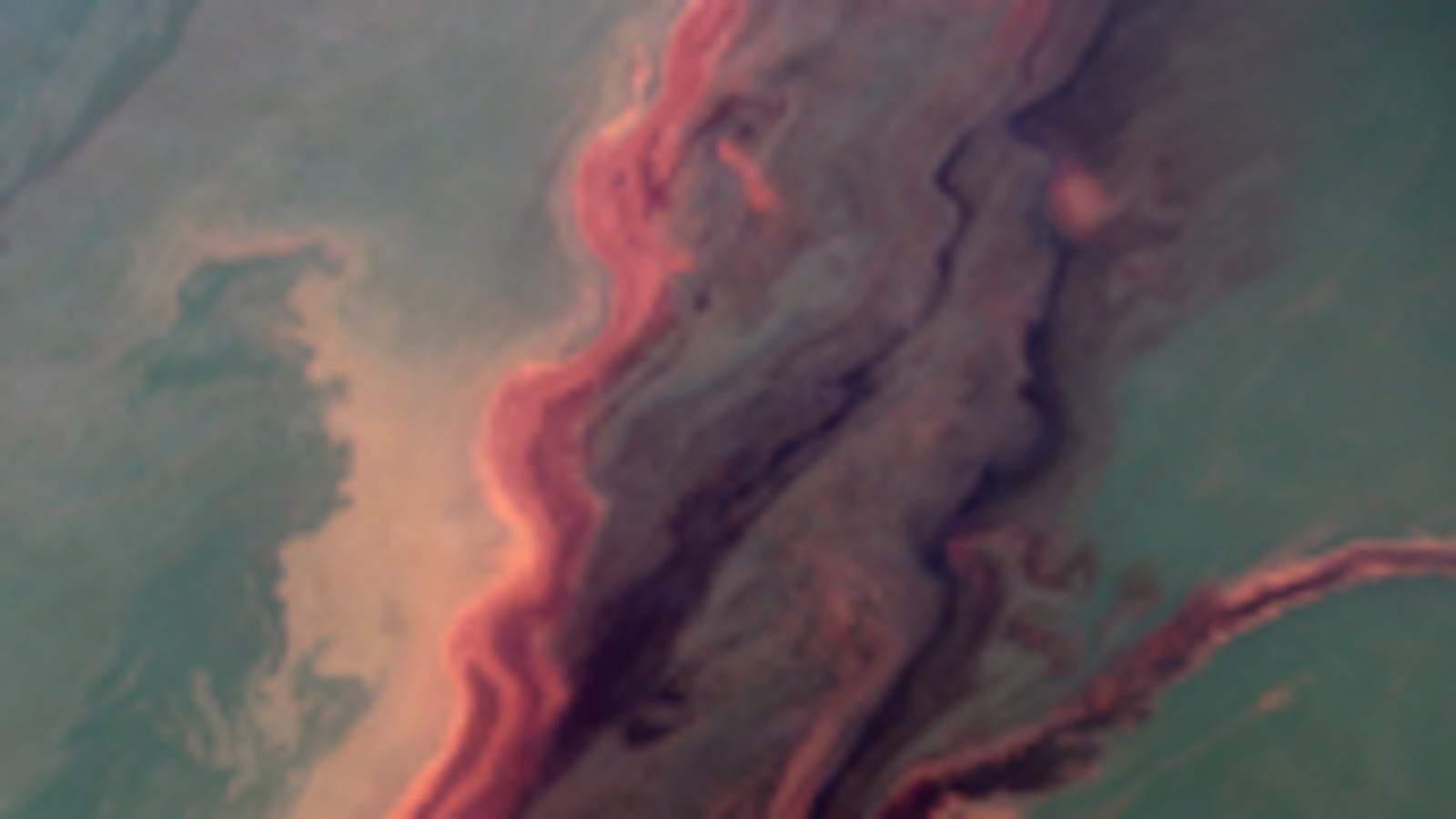 cheats/2011/03/22/unexplained-oil-spill-hits-gulf-coast/oil-spill-4_xue7x5