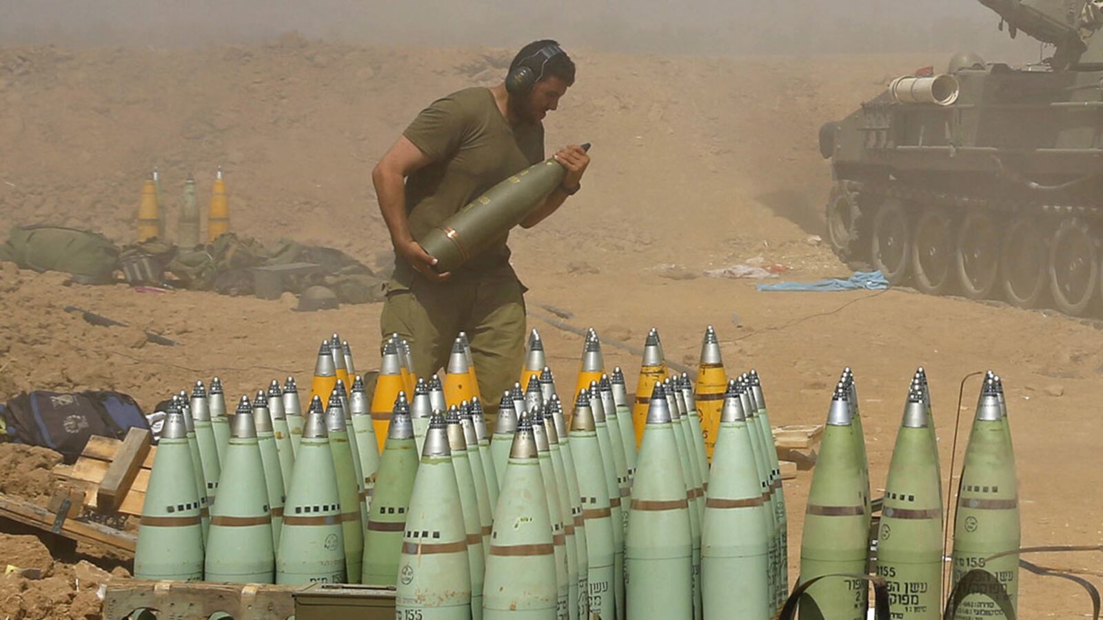 cheats/2014/11/13/israel-blocks-human-rights-investigator/141113-israel-warcrimes-cheat_drbo1r