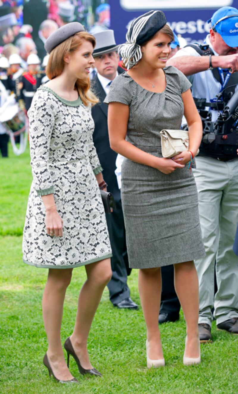 galleries/2012/06/04/diamond-jubilee-fashion-queen-elizabeth-kate-middleton-and-more-photos/jubilee-fashion-beatrice-eugenie_xeudeo