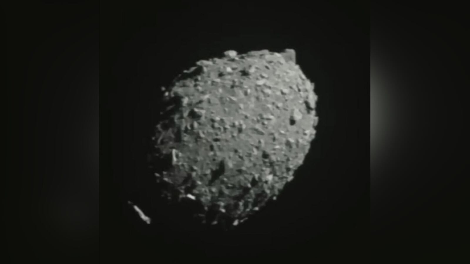imgonline-com-ua-FrameBlurred-hMHAzSwjkBBbUAaN_b3csni