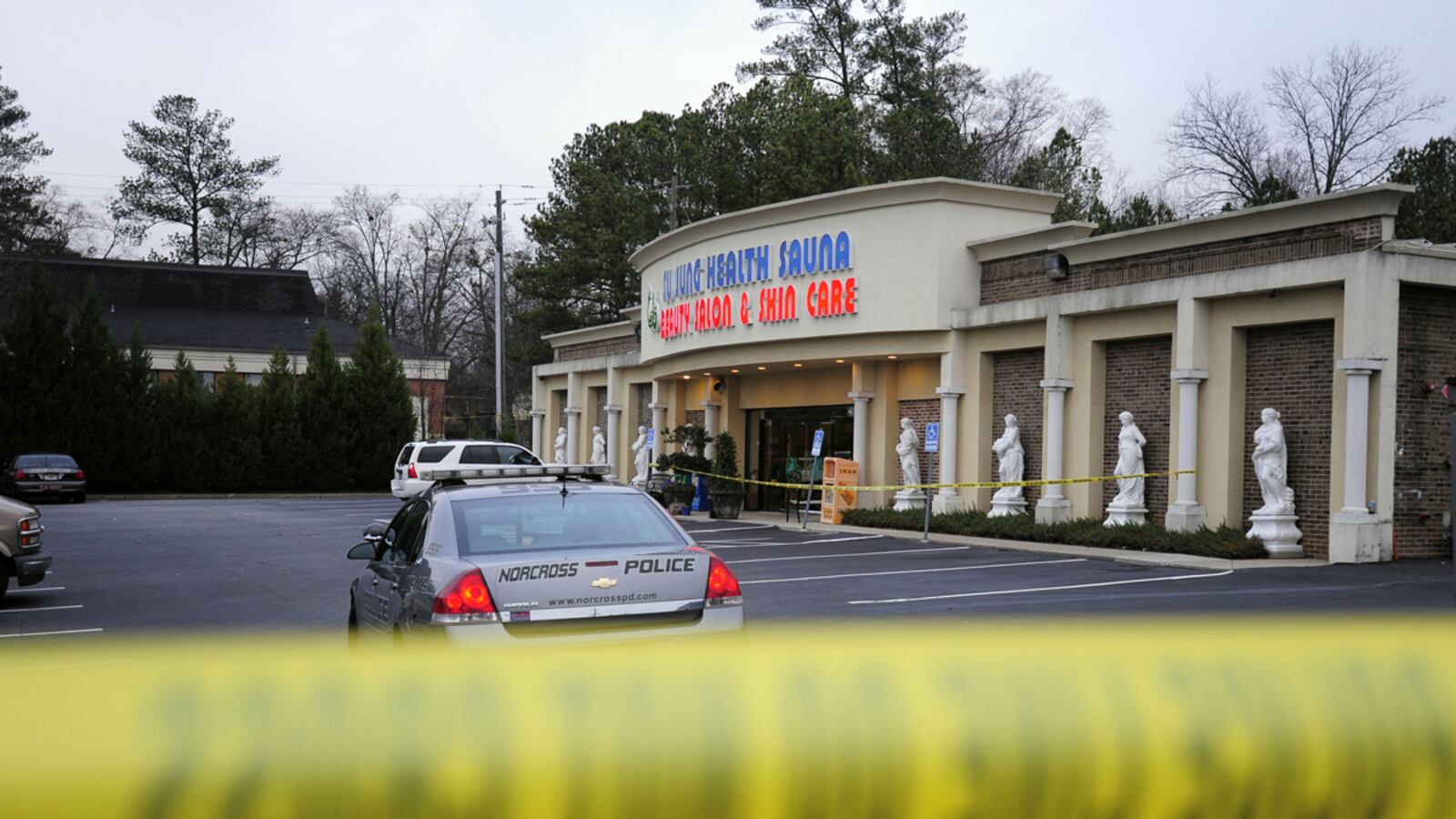 cheats/2012/02/22/5-killed-at-atlanta-spa/georgia-spa-suicide-shooting-cheat_tff6lc