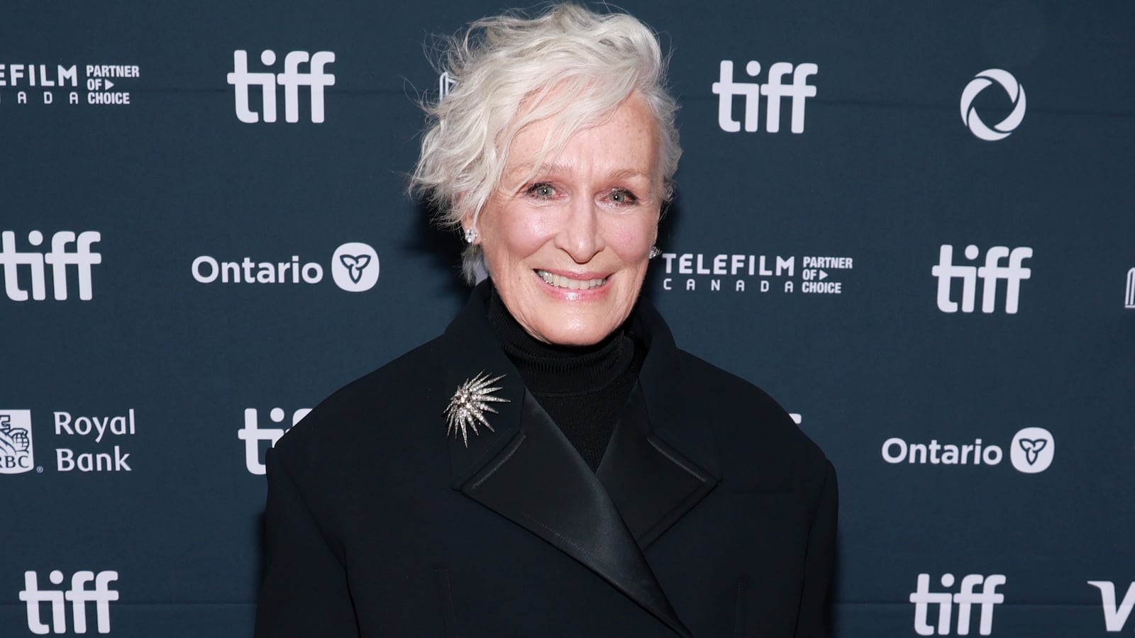 Glenn Close attends the premiere of "Wake Up Dead Man: A Knives Out Mystery"