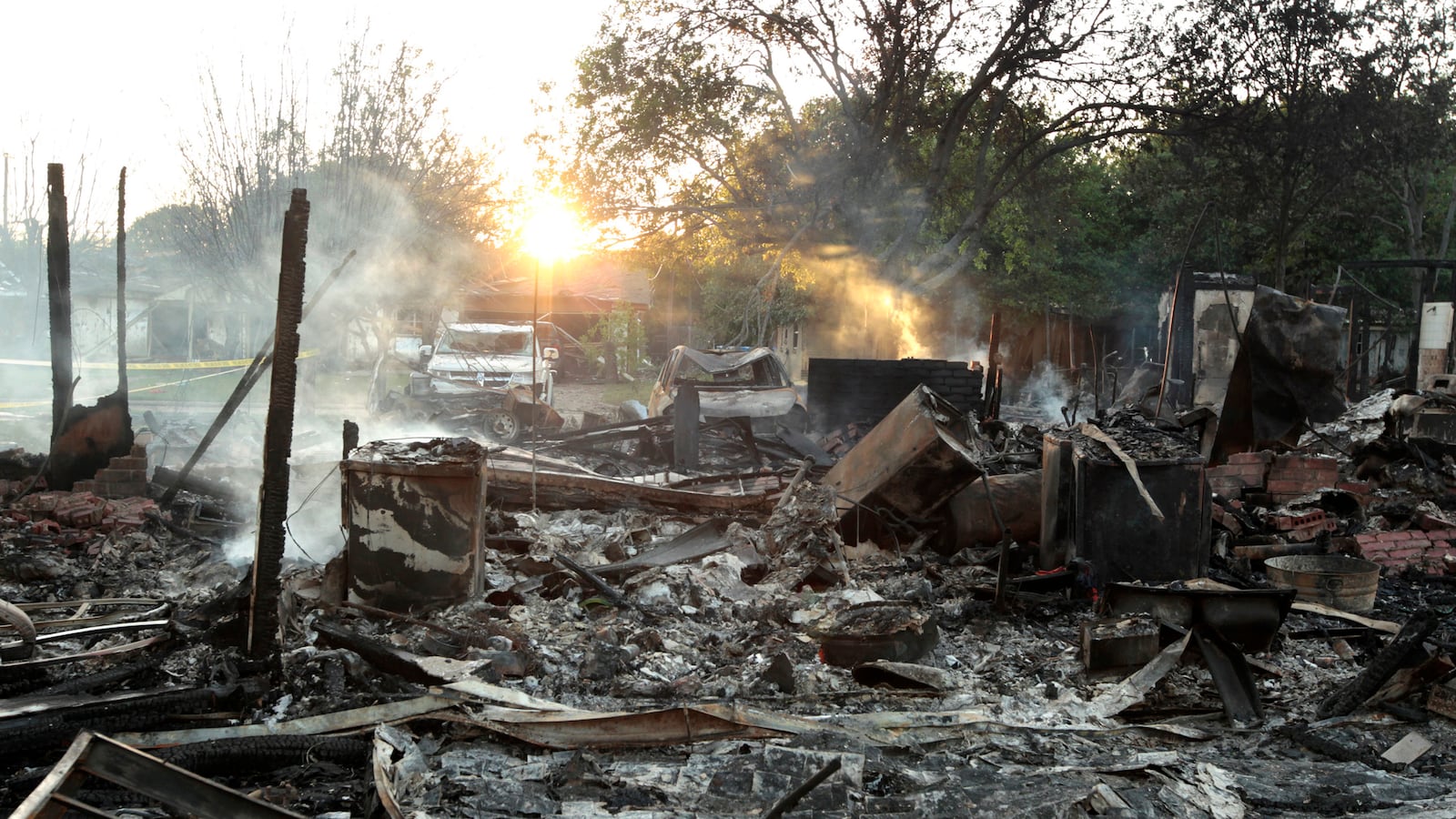 articles/2014/05/03/the-five-year-old-boy-rebuilding-west-texas/140502-Mosqueda-west-texas-embed_zw39pu