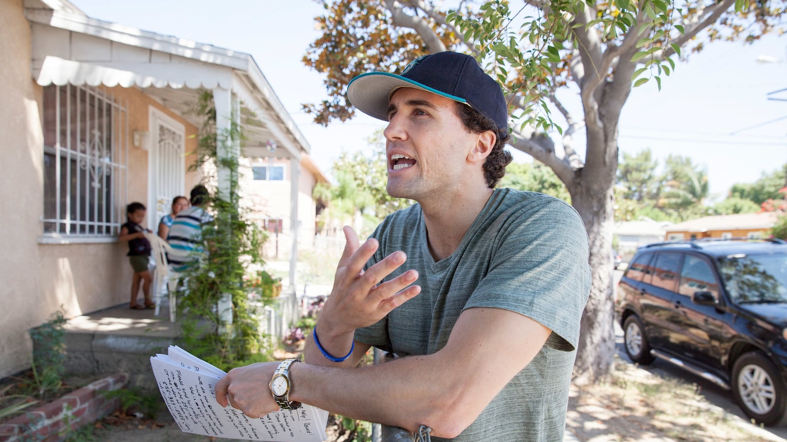 articles/2014/06/26/he-bullies-kids-and-calls-it-news/140625-zadrozny-newsball-tease_hrzcir