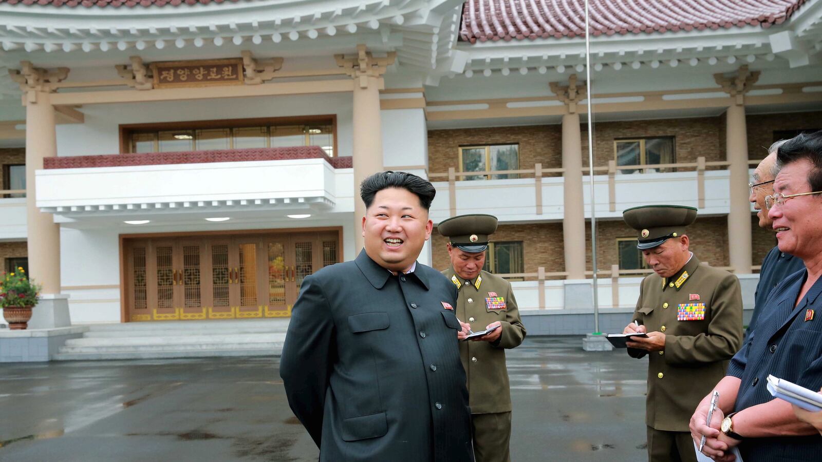 cheats/2015/08/07/north-korea-creates-its-own-time-zone/150807-korea-cheat_hwhoju