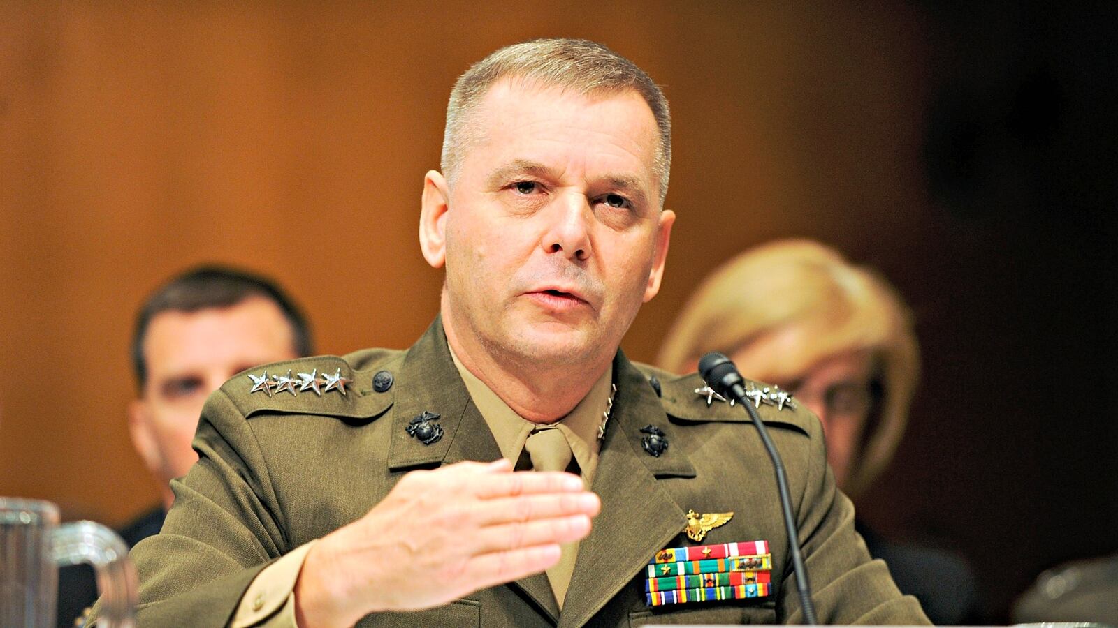 cheats/2016/10/17/former-general-james-cartwright-charged-with-false-statements-in-leak-probe/161017-james-cartwright-better-cheat_zmtsyv