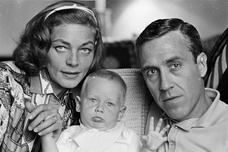 galleries/2014/08/13/lauren-bacall-dead-at-89-her-life-in-photos/140812-bacall-10_frdkad