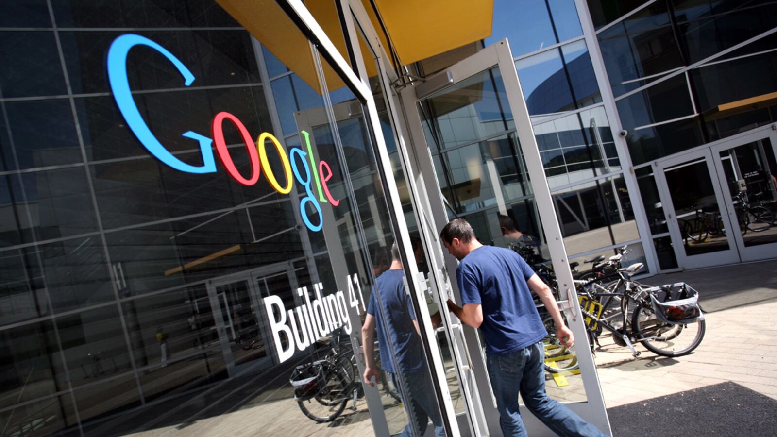 cheats/2012/04/15/google-stalled-data-collection-investigation/google-earnings-karabell-tease_ebptvx