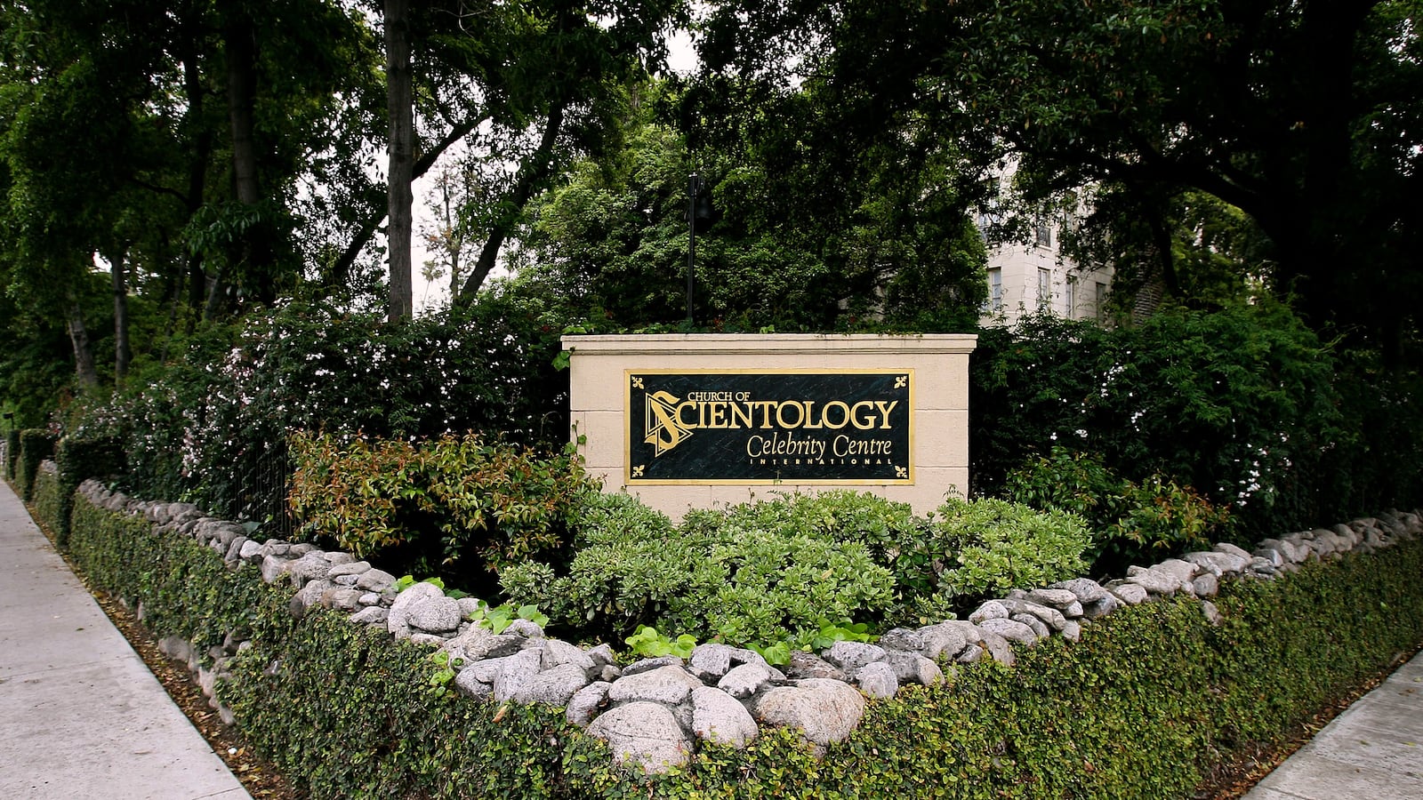 articles/2013/02/09/10-juiciest-bits-from-ex-scientologist-s-tell-all-beyond-belief/130208-scientology-speed-read_nbtfbk