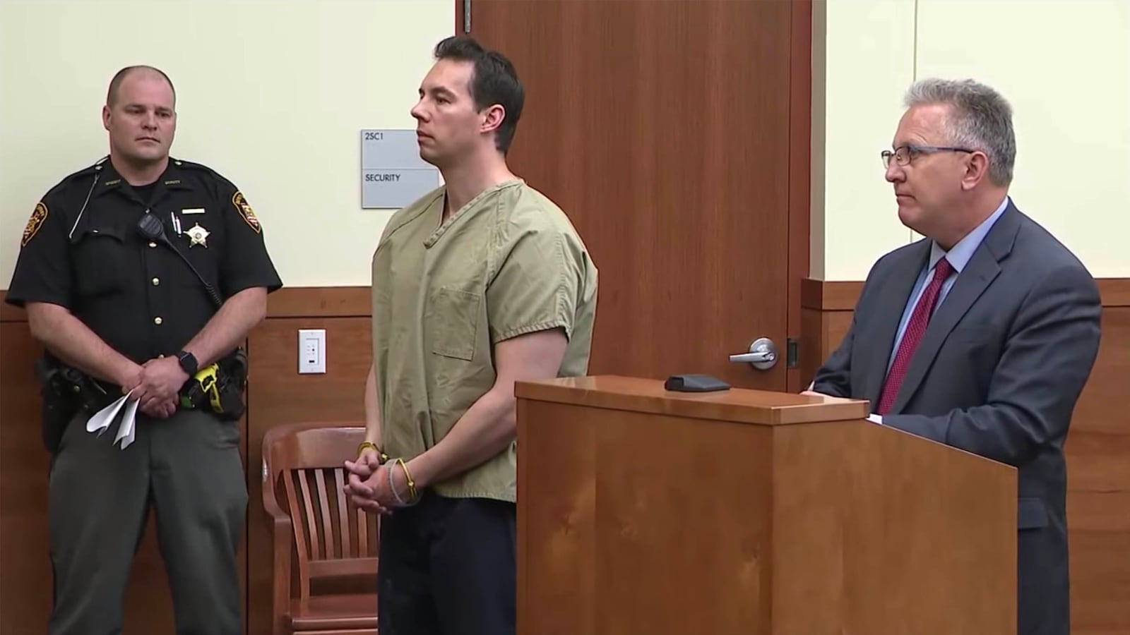 190605-pilar-doctor-tease_gui8yd