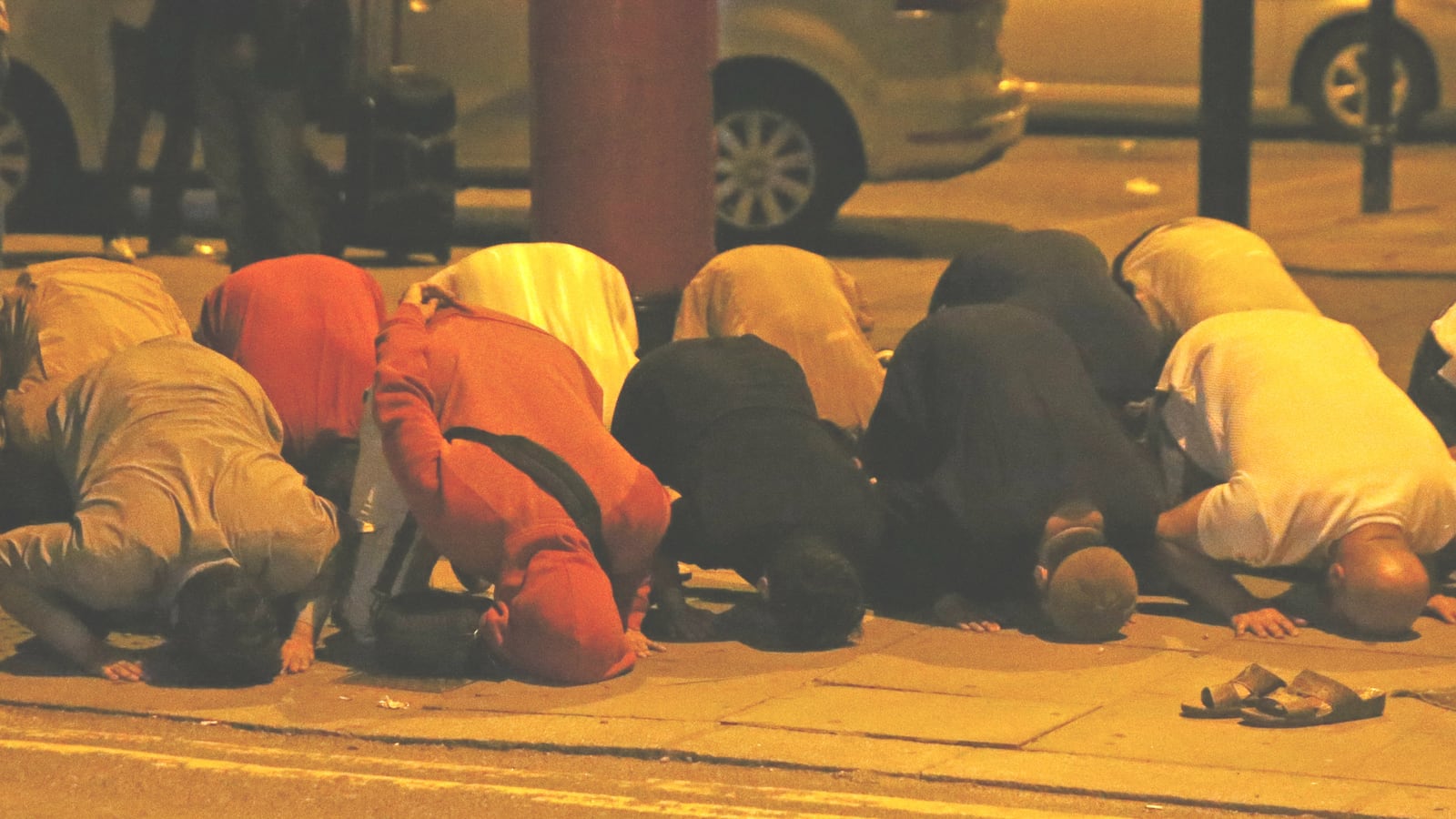 nawaz-mosque-attacker-isis_ywudkh