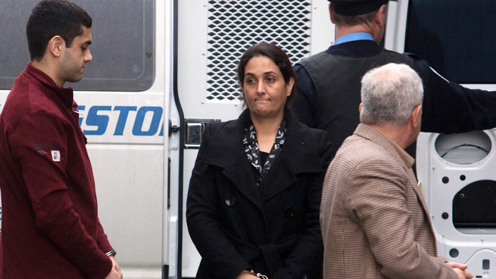 articles/2012/02/01/when-the-killer-is-a-mother-the-tragedy-of-three-murdered-teens-in-canada/honor-killings-tooba-yahya-nomani_gbwaod