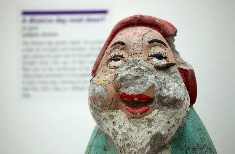 galleries/2011/08/20/the-museum-of-broken-relationships/break-up-museum-item12_kuku8c