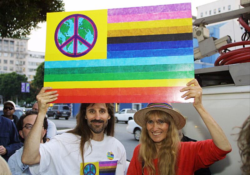 galleries/2010/12/07/john-lennon-fans/lennon-fans-2_yiieau