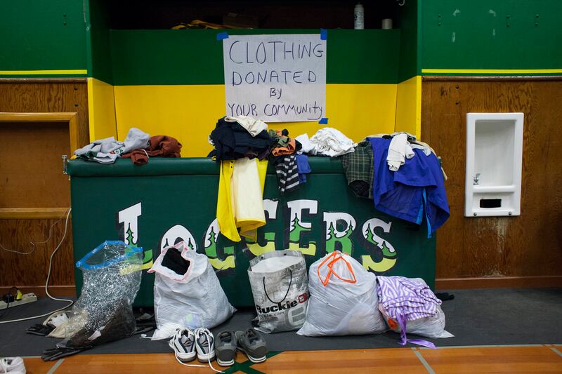 galleries/2014/03/25/without-warning-mudslide-covers-washington-town-photos/140325-wa-mudslide-10_d8keis