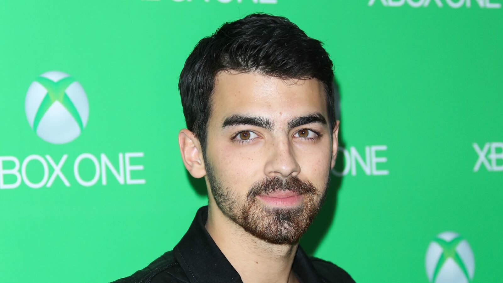 cheats/2013/12/01/joe-jonas-candid-about-sex-drugs/131201-joe-jonas-cheat_ke35aa