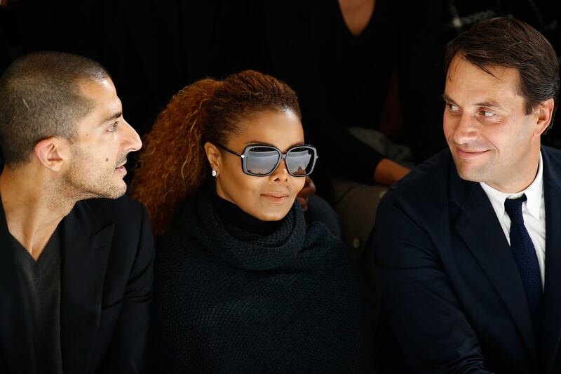 galleries/2015/10/07/ooh-la-la-paris-fashion-week-revealed/151006-paris-fashion10_hdr9zn