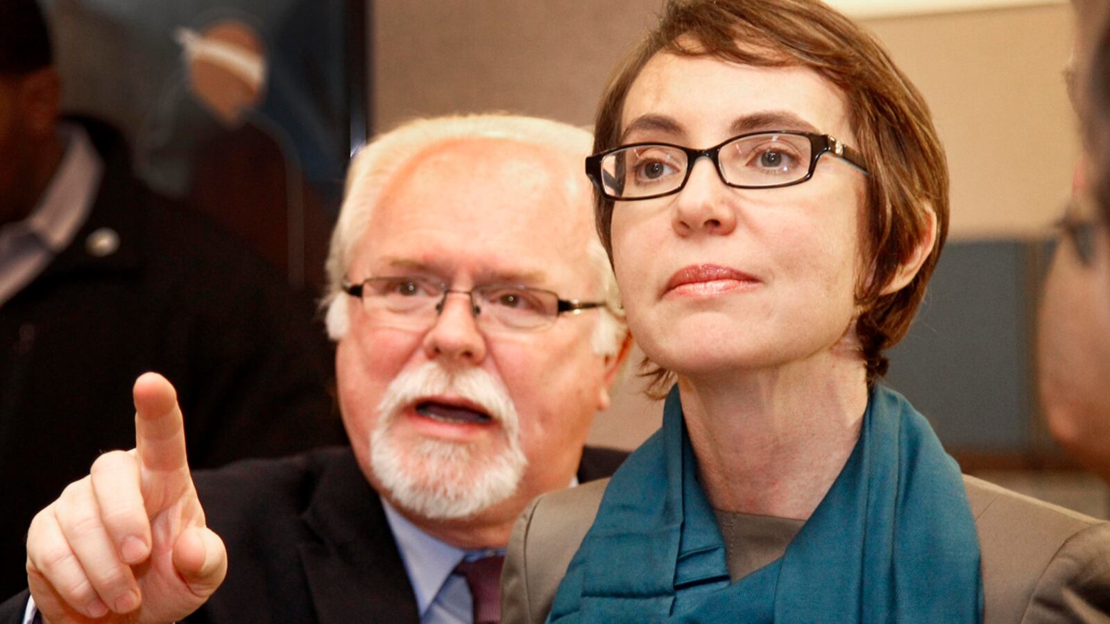 cheats/2012/02/09/giffords-aide-may-run-for-seat/ron-barber-senate-bid-giffords-cheat_gtgnwb