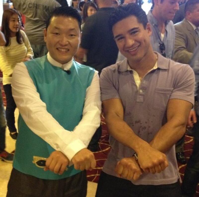 galleries/2012/09/23/50-cent-mario-lopez-more-celebrity-twitter-pictures-photos/mario-lopez_pplpau