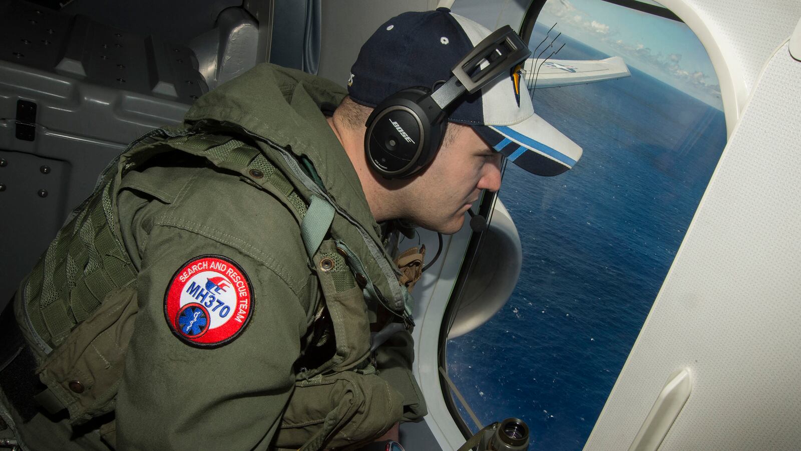 cheats/2014/04/13/mh370-black-boxes-may-be-dead/140412-malaysian-plane-cheat_cthk7b