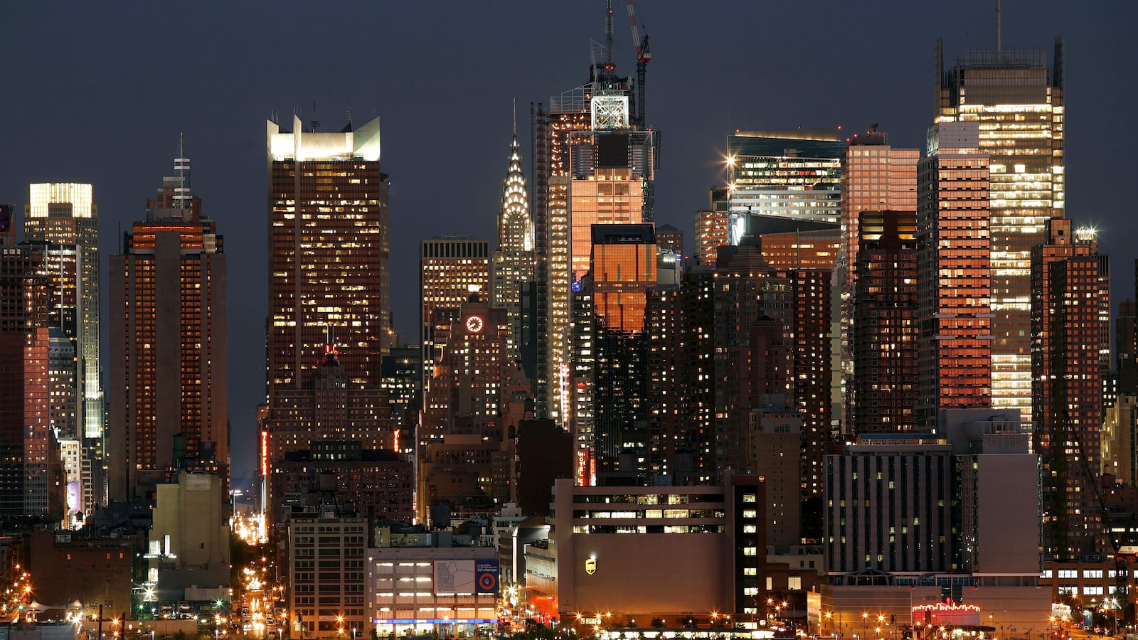The skyline of Manhattan, New York.