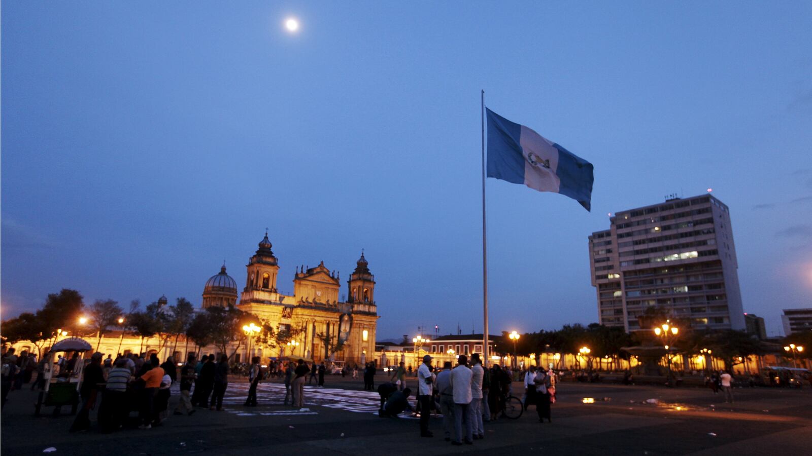 170715-guatemala-corruption-probe-arrests-cheat_v0pu44