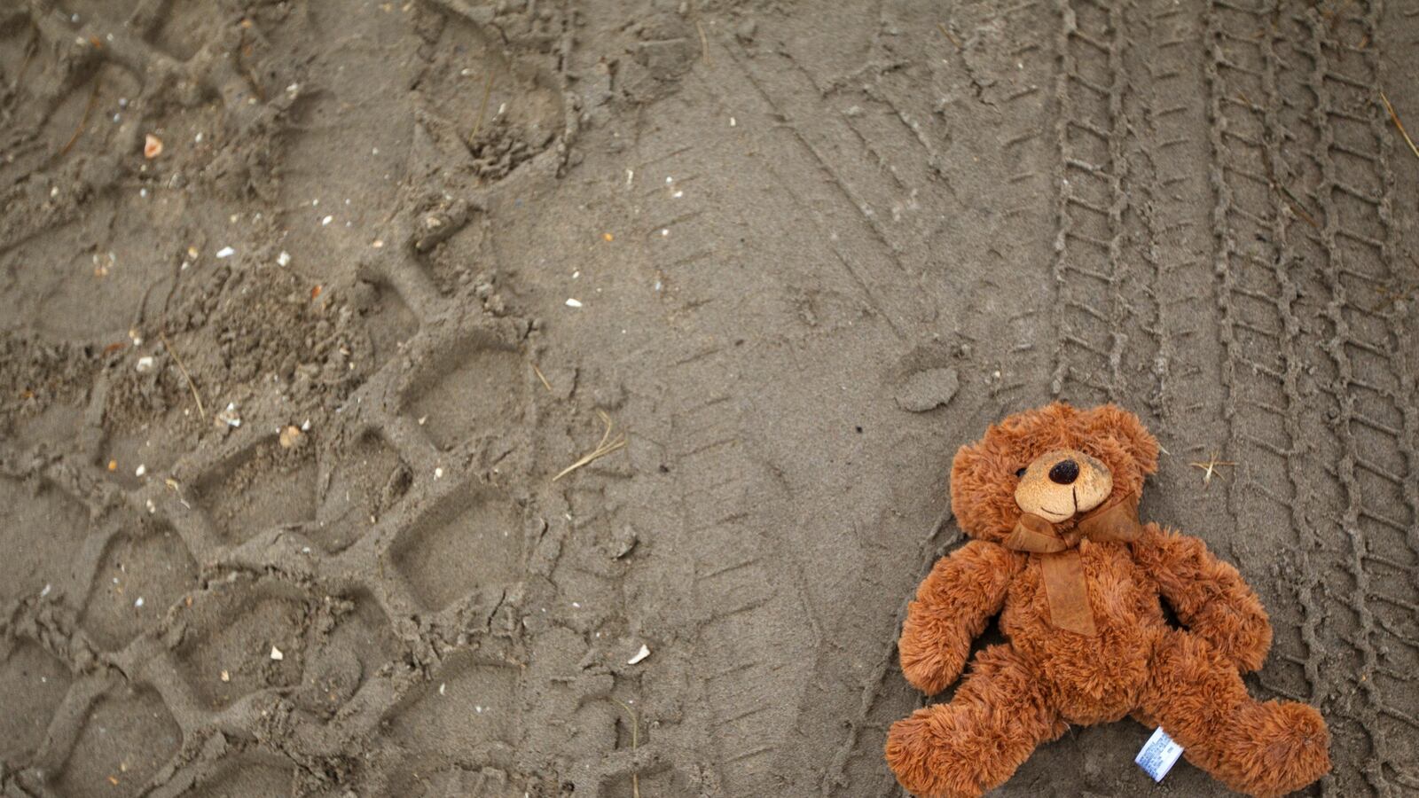 cheats/2016/06/22/3-year-old-twins-die-in-hot-car/160622-twins-louisiana-death-cheat_mazh04