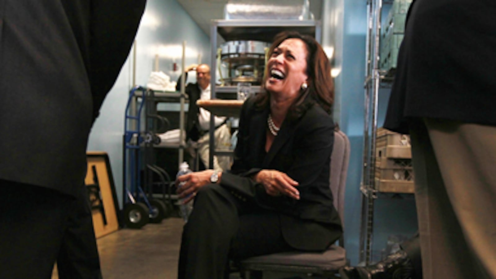 articles/2010/11/03/kamala-harris-californias-democratic-candidate-for-attorney-general-refuses-to-give-up/piccalo-kamala-harris_138163_tiumdt