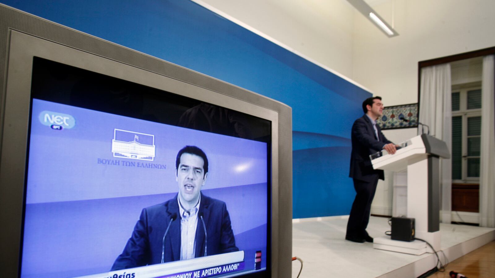 cheats/2012/05/12/anti-bailout-greek-party-leads-poll/greece-left-election-cheat_n5cr0z