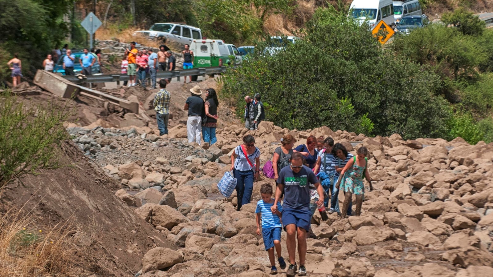 cheats/2017/02/27/landslides-in-chile-cut-off-water-access-to-4-million/170227-chile-landslides-cheat_glvhpn