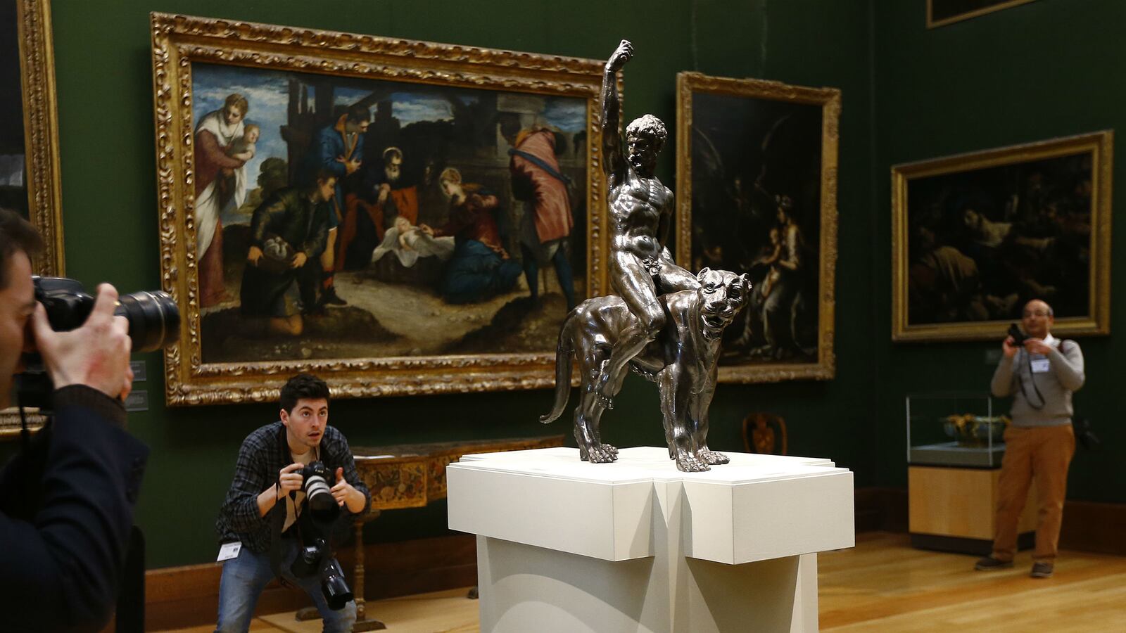 cheats/2015/02/02/possible-michelangelo-sculptures-found/150202-michaelangelo-cheat_k3kbfg