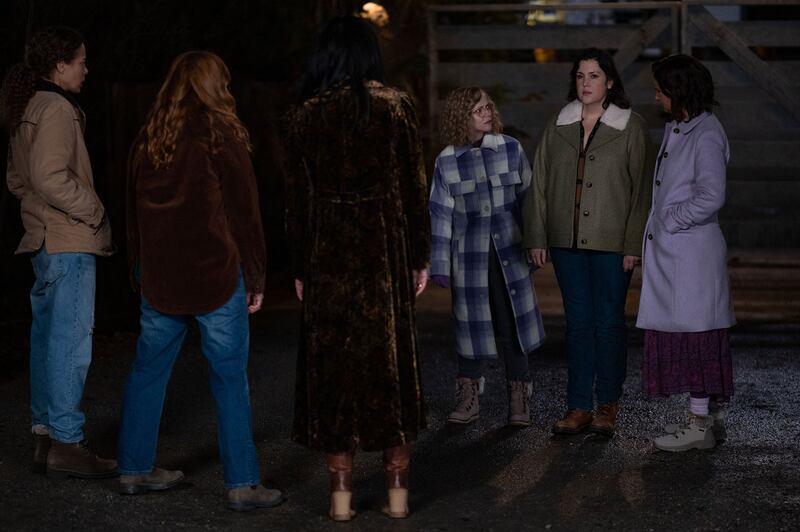 051923-yellowjackets-1_wghh4f