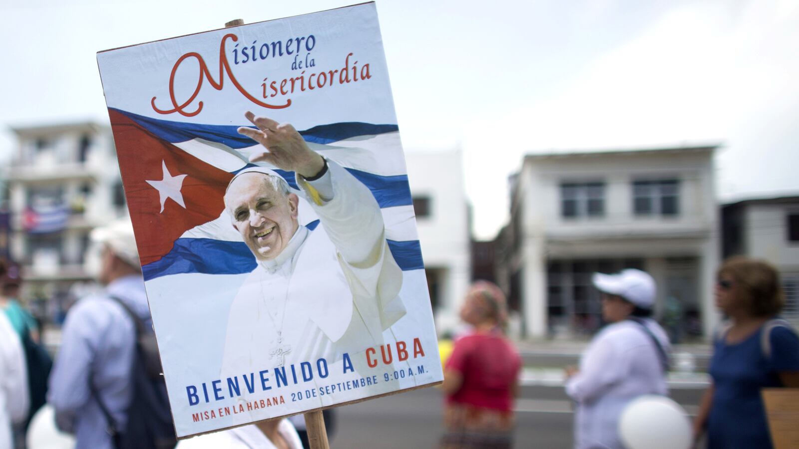 articles/2015/09/22/pope-francis-cuba-and-the-yanqui-capitalist-curse/150921-nadeau-pope-capitalism-tease_ittktn