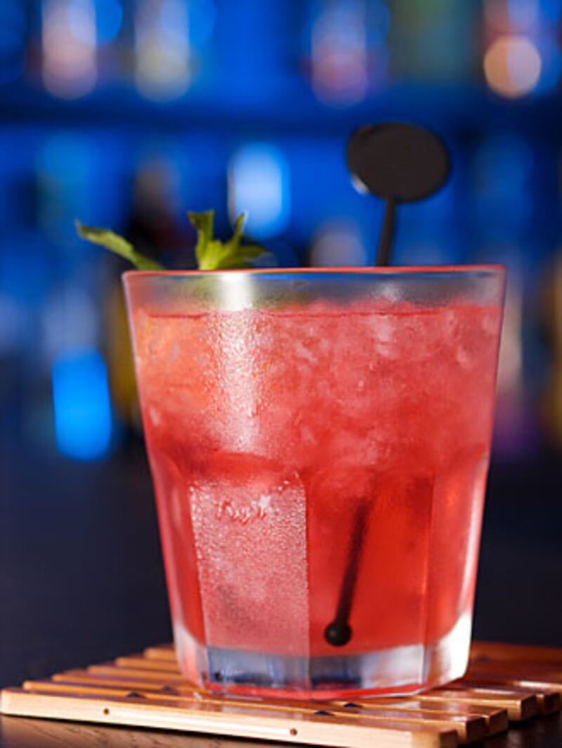 galleries/2010/07/12/the-healthiest-and-fattiest-cocktails/summer-drinks---mai-tai_fk48zr