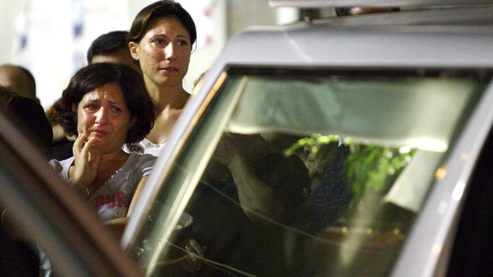 2007-08-23T120000Z_929738955_GM1DVZNABDAA_RTRMADP_3_ITALY-MAFIA_qzlnxs