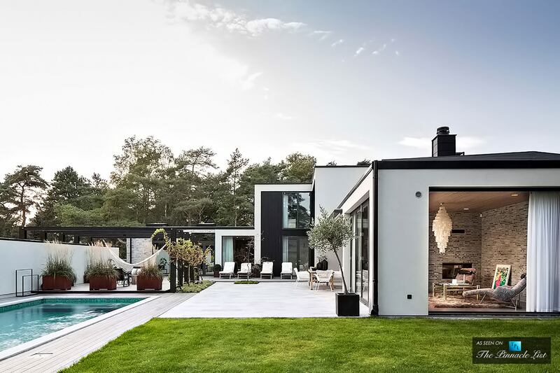 180210-mcnearney-omg-i-want-this-house-sweden-02_uidva1