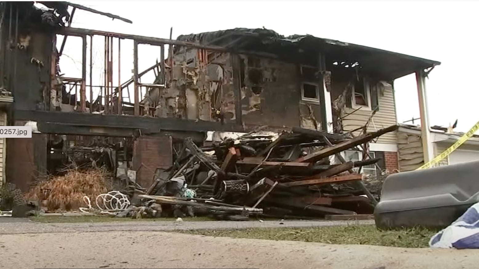 Screen_Shot_2021-12-25_at_11.14.12_PM_s33y1j