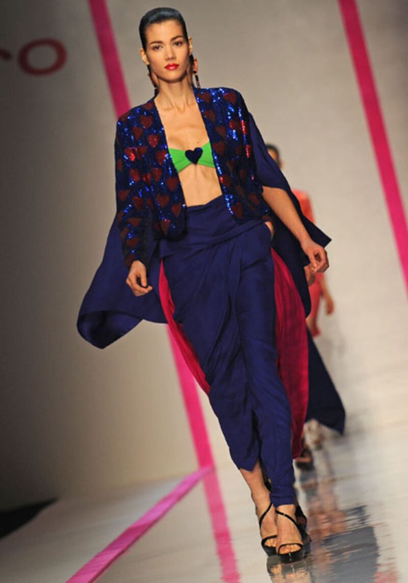 galleries/2009/10/04/lohan-s-hot-french-mess/wilkinson-ungaro---1_btejnn