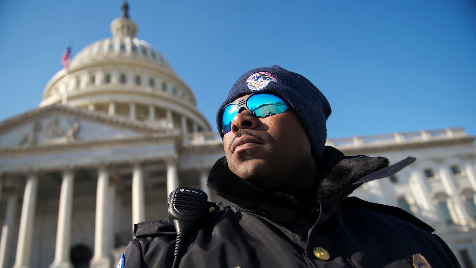 articles/2014/12/12/the-gop-and-police-unions-a-love-story/141211-clift-police-tease_sy7c9u