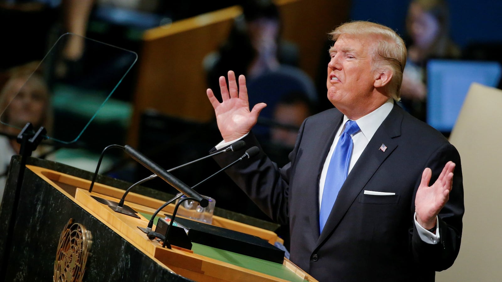 170919-trump-mocks-emmys-ratings-cheat_xrwdmw