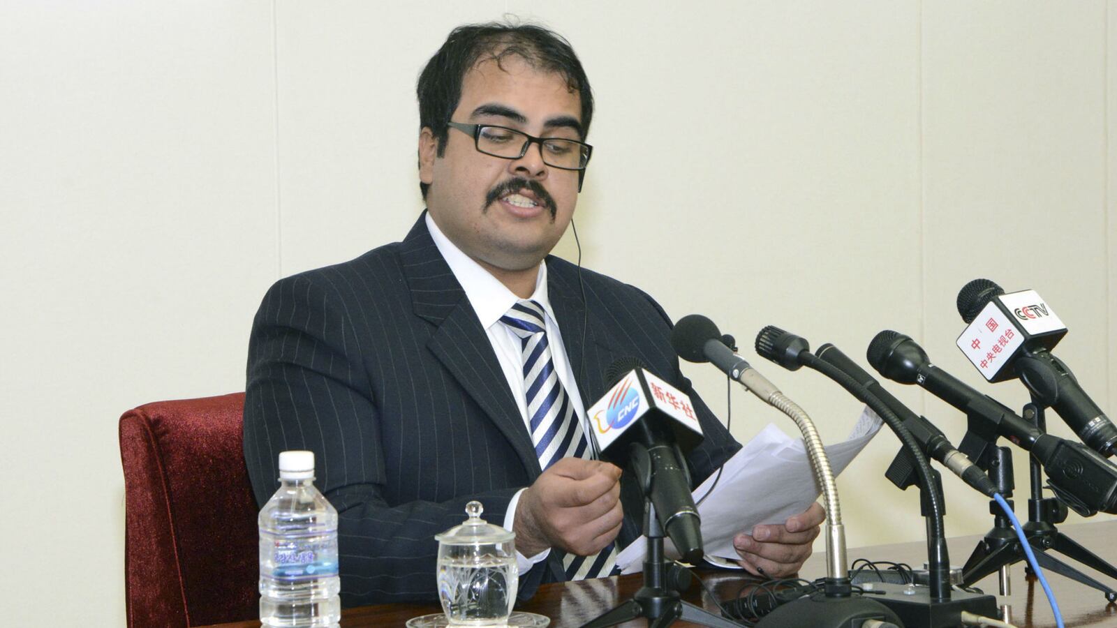 cheats/2014/12/14/texan-who-fled-to-n-korea-slams-u-s/141214-martinze-cheat_za7bge