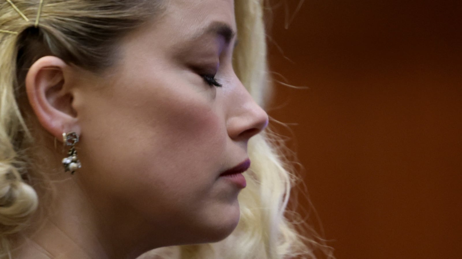 2022-06-01T213355Z_1205685045_RC21JU9FK155_RTRMADP_3_PEOPLE-DEPP_oqv0ed