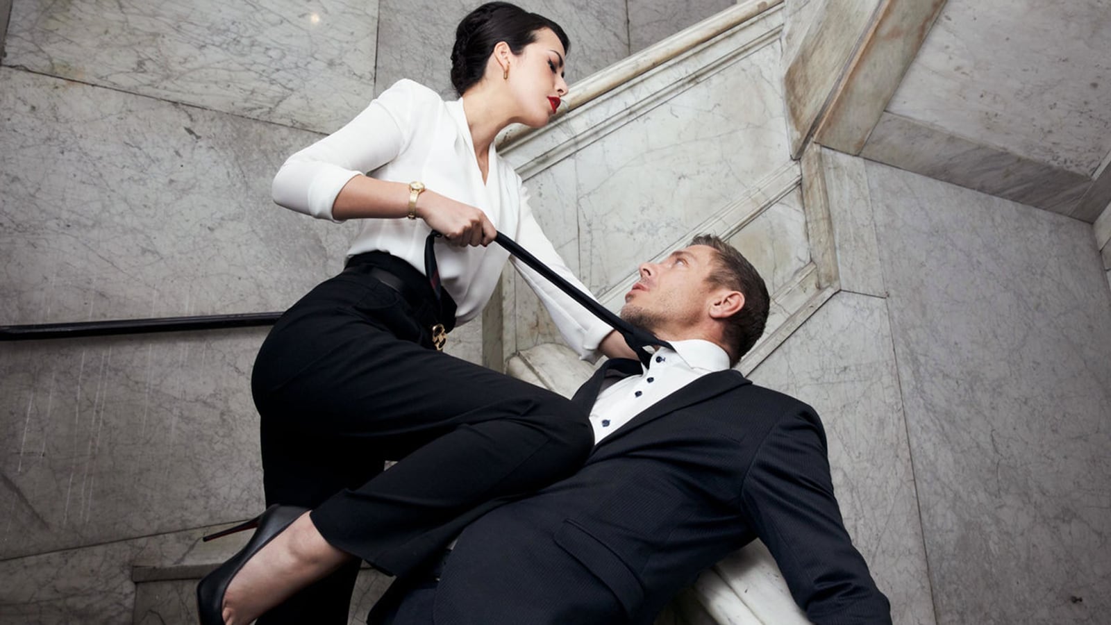 200925-bdsm-tease_1_ynggy9